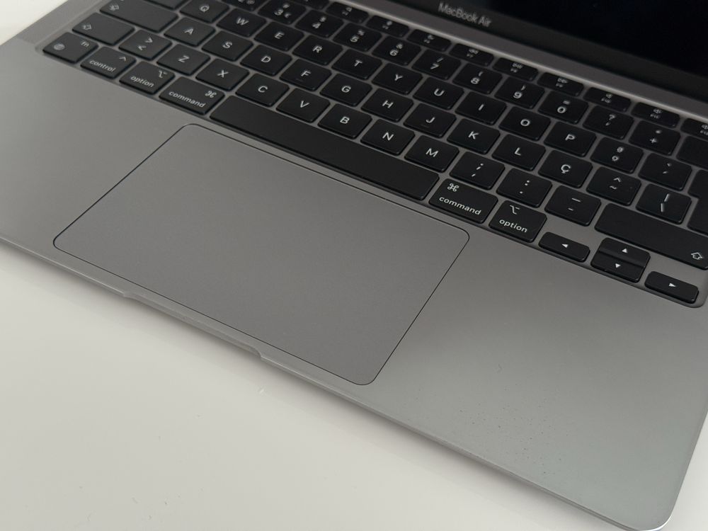 MacBook Air Apple M1 8GB RAM 256GB SSD