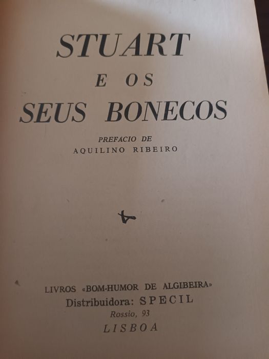 Stuart e os seus bonecos