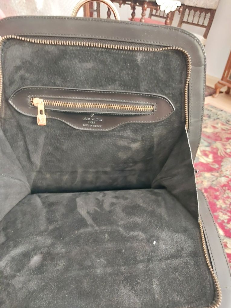 Plecak Louis Vuitton w bardzo dobrym stanie.
