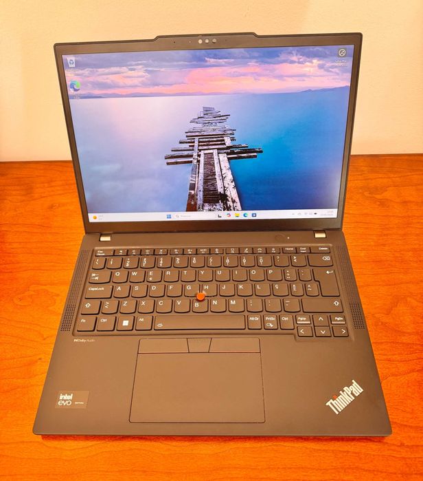 Lenovo ThinkPad X13 Gen5|13.3"FHD Tactil|Intel Ultra 5|32G Ram|Ssd 1TB