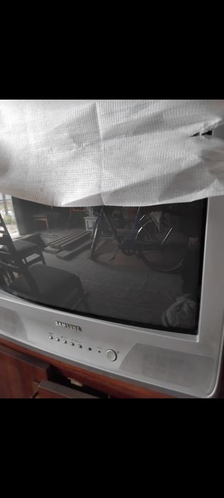 Продам недорого два телевізори