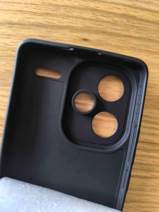 Etui Xiaomi Redmi note 13 PRO PLUS, nowe