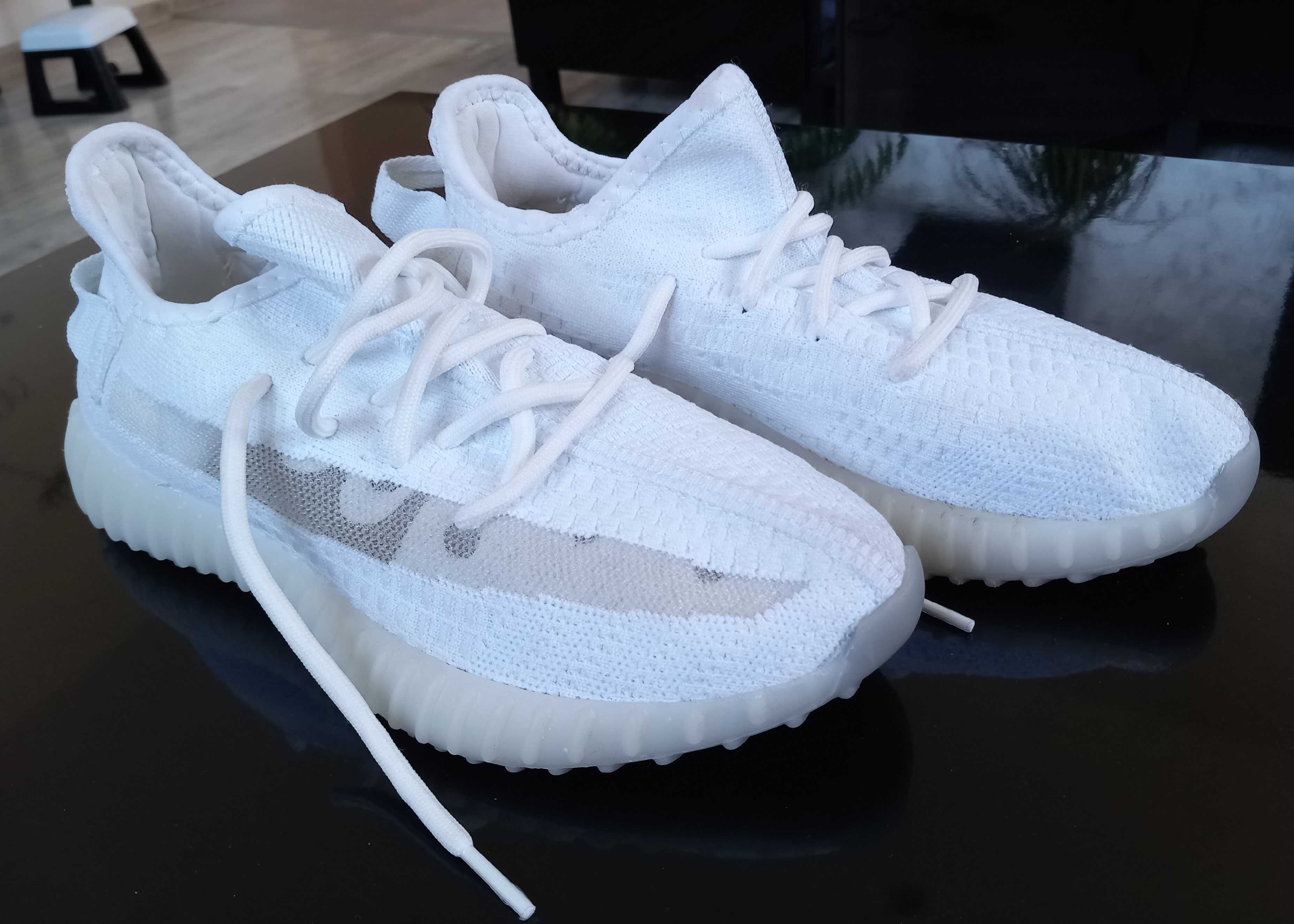 Buty Adidas Yeezy Boost 350 , rozmiar 39, jak nowe