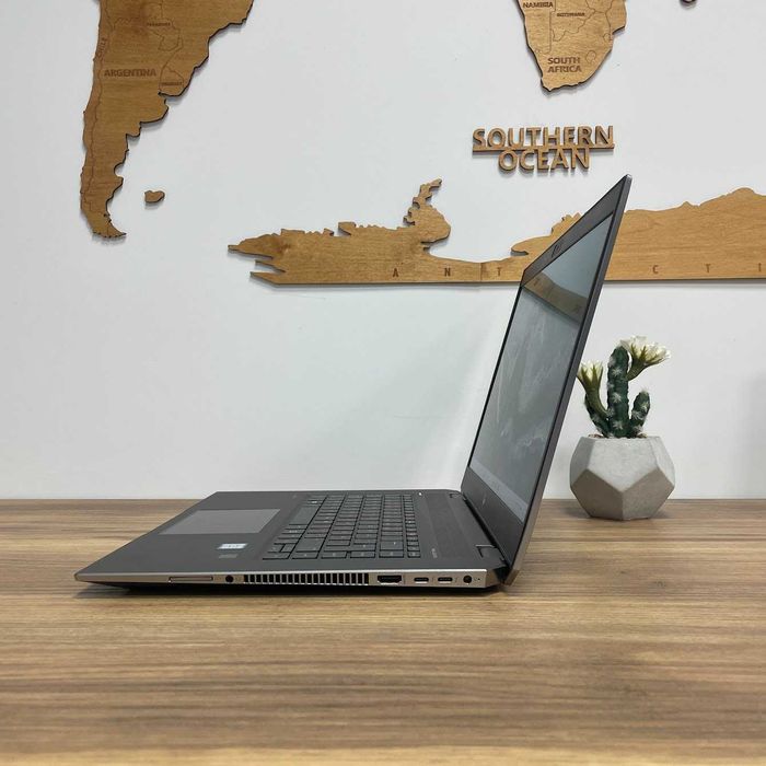 HP ZBook Studio G5 i7-9750H 16 GB 512 GB P1000 Mobile Klasa A-