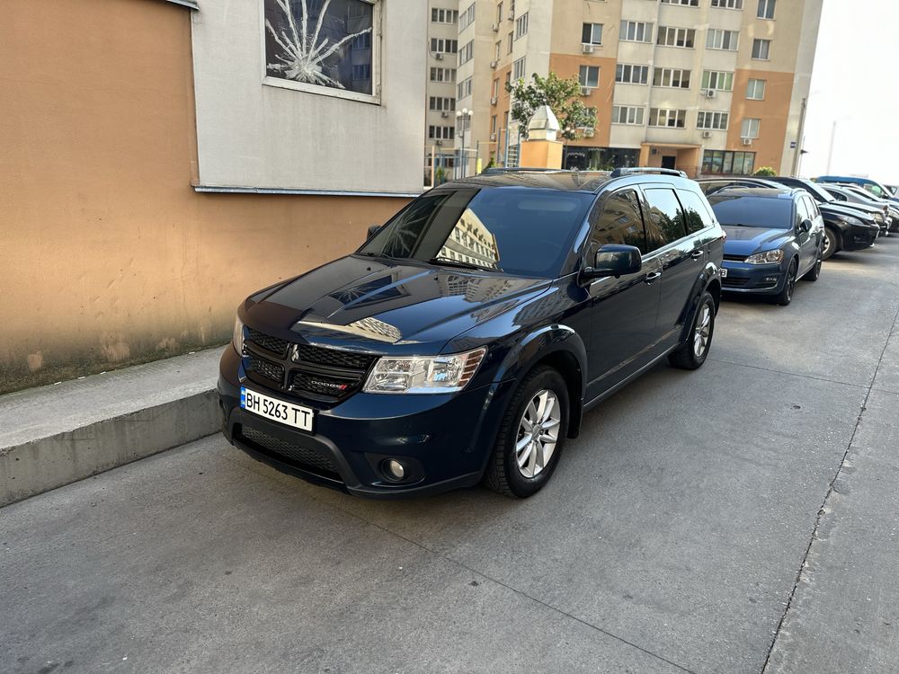 Dodge Journey надійний та комфортний додж джорні