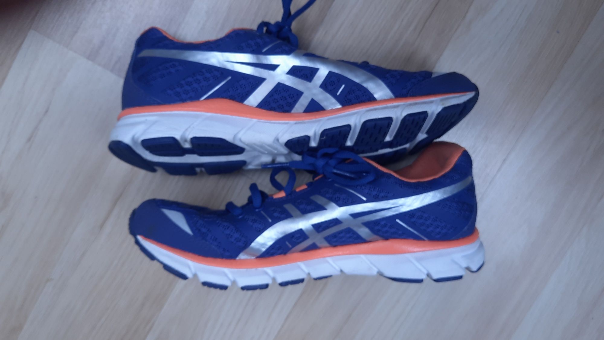 Buty do biegania Asicss GEL-ZARACA T3A9N roz. 39