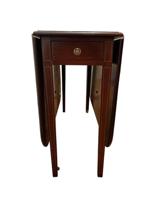 Mesa de Jantar de Abas