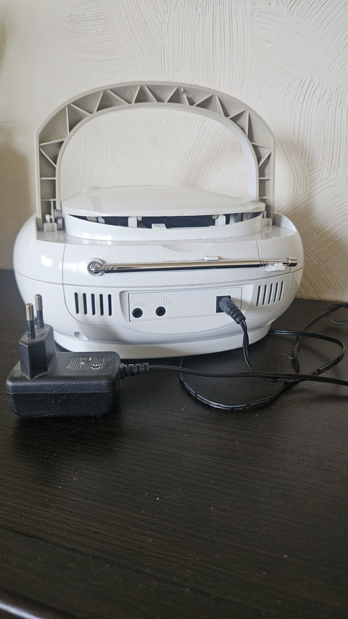 Radio / radioodtwarzacz BLAUPUNKT BB5WH