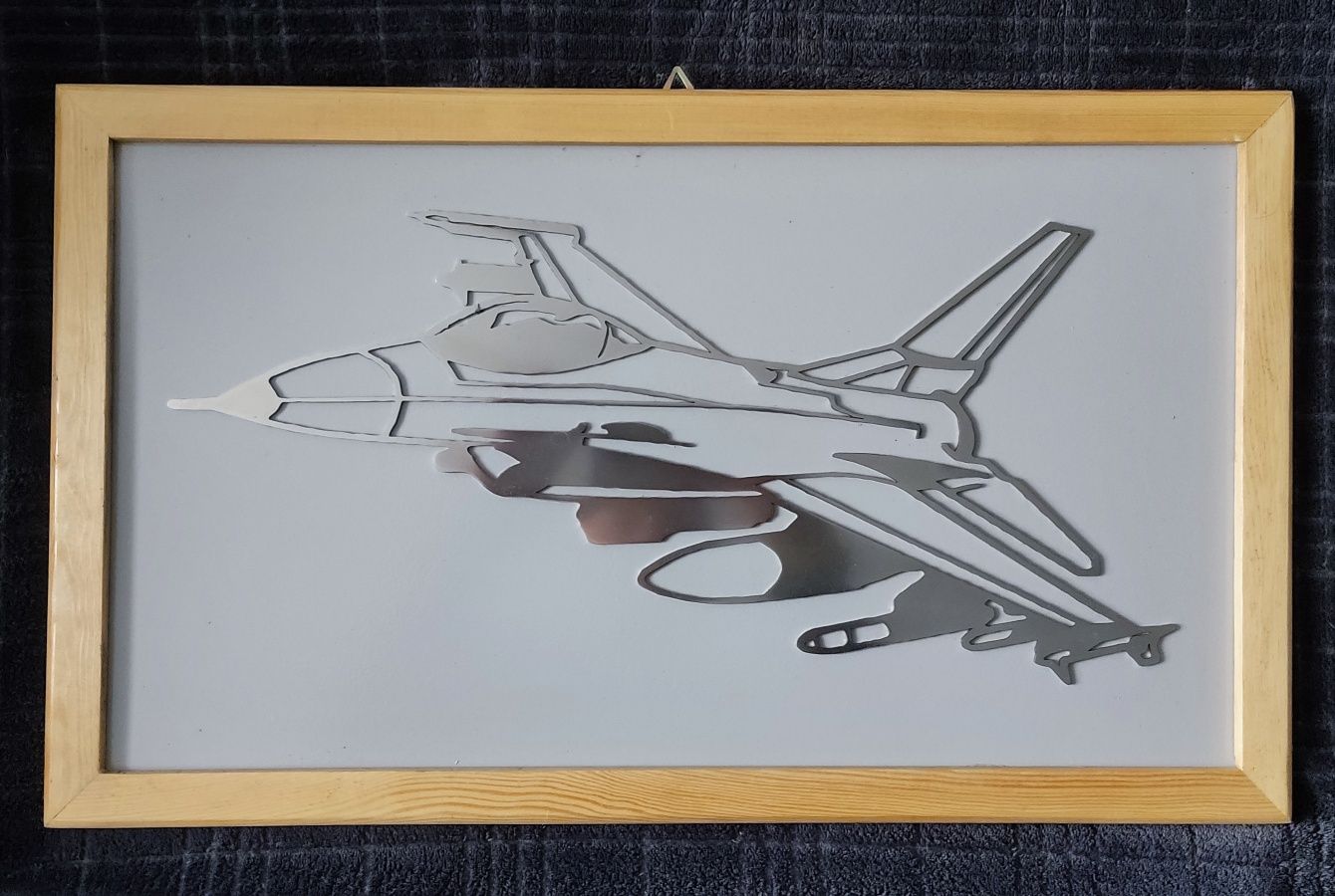 F-16 Fighting Falcon - prezent/pamiątka