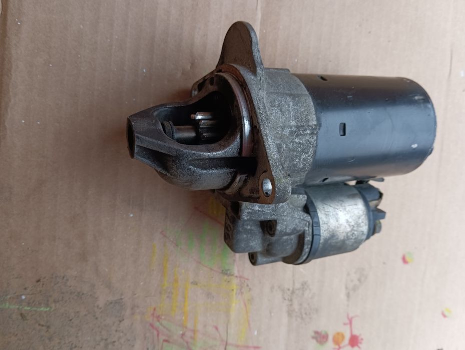 Rozrusznik Corsa D 1.4 benzyna