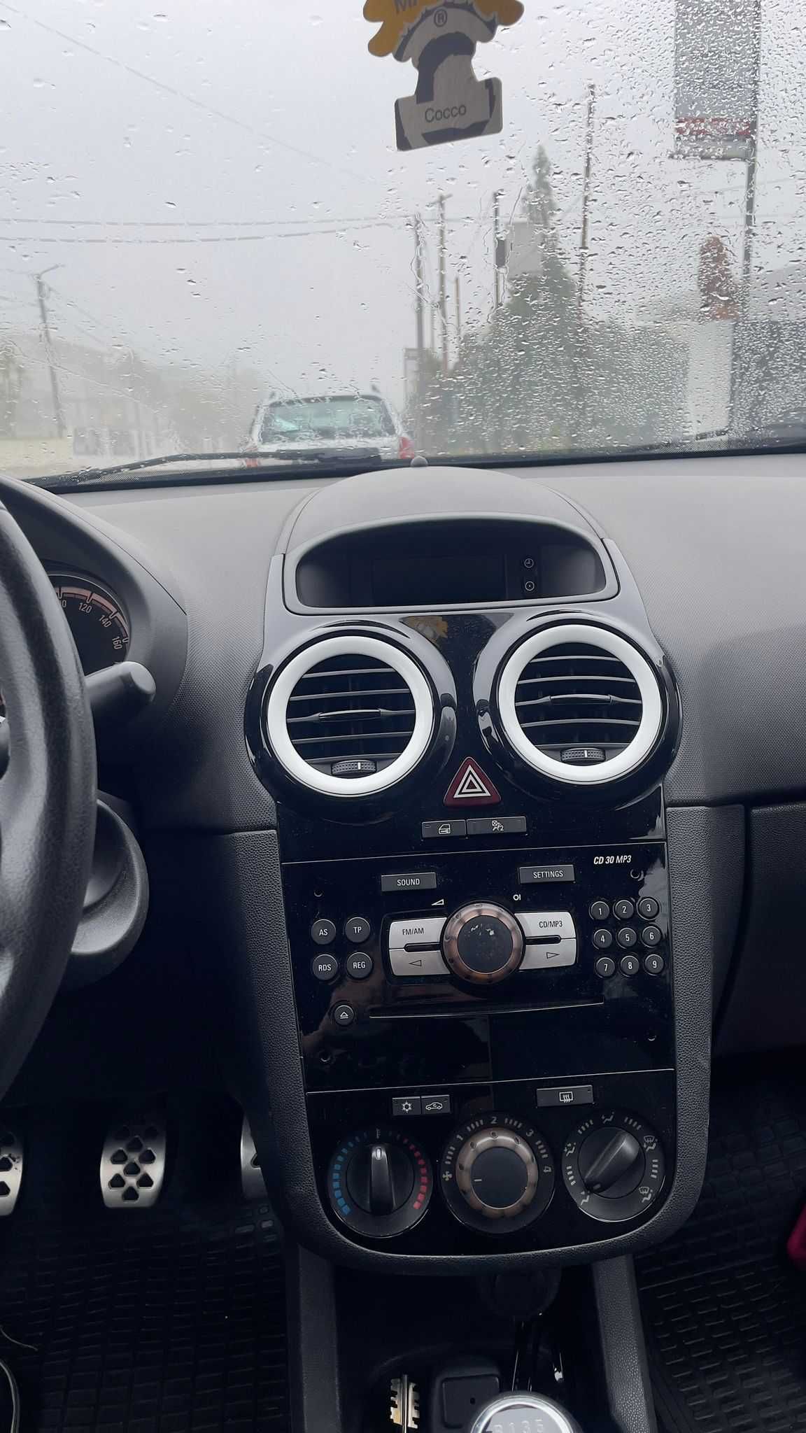 OPEL CORSA D 2012