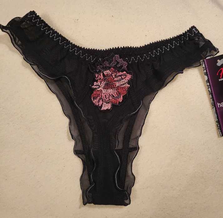 Stringi czarne rozm. S