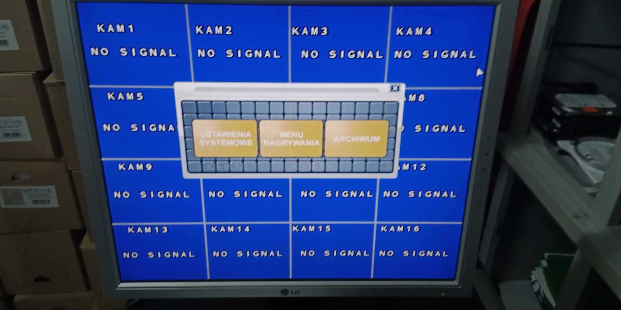 Rejastrator na 16 kamer. Monitoring