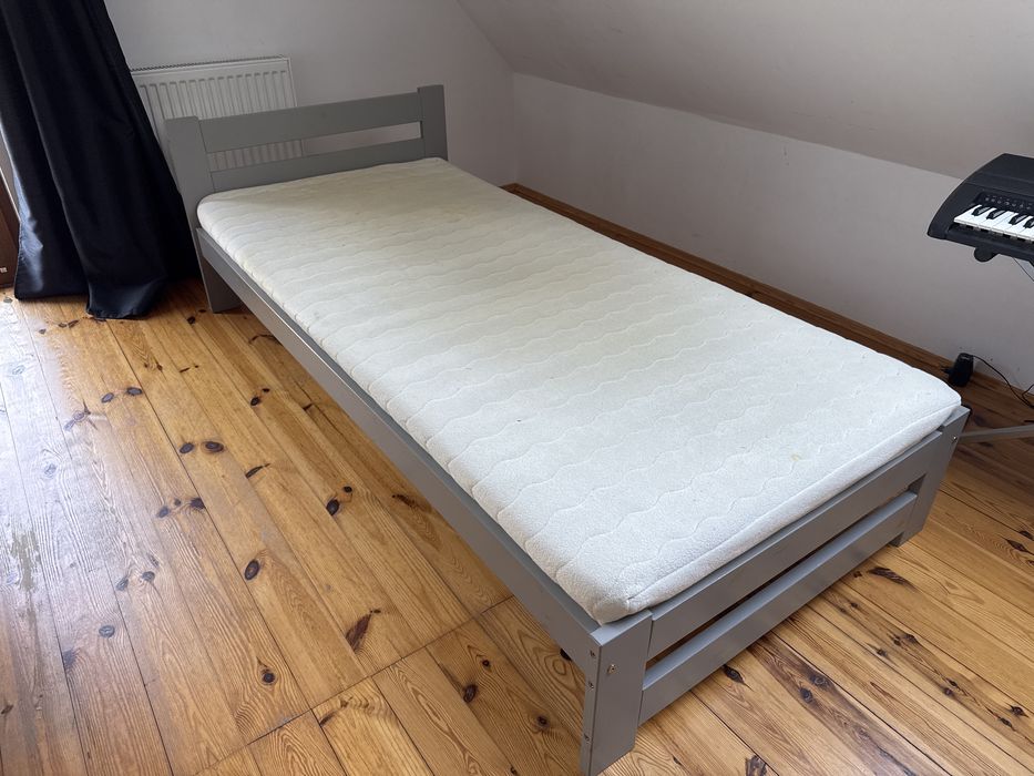 Łóżko z Materacem używane 98x205