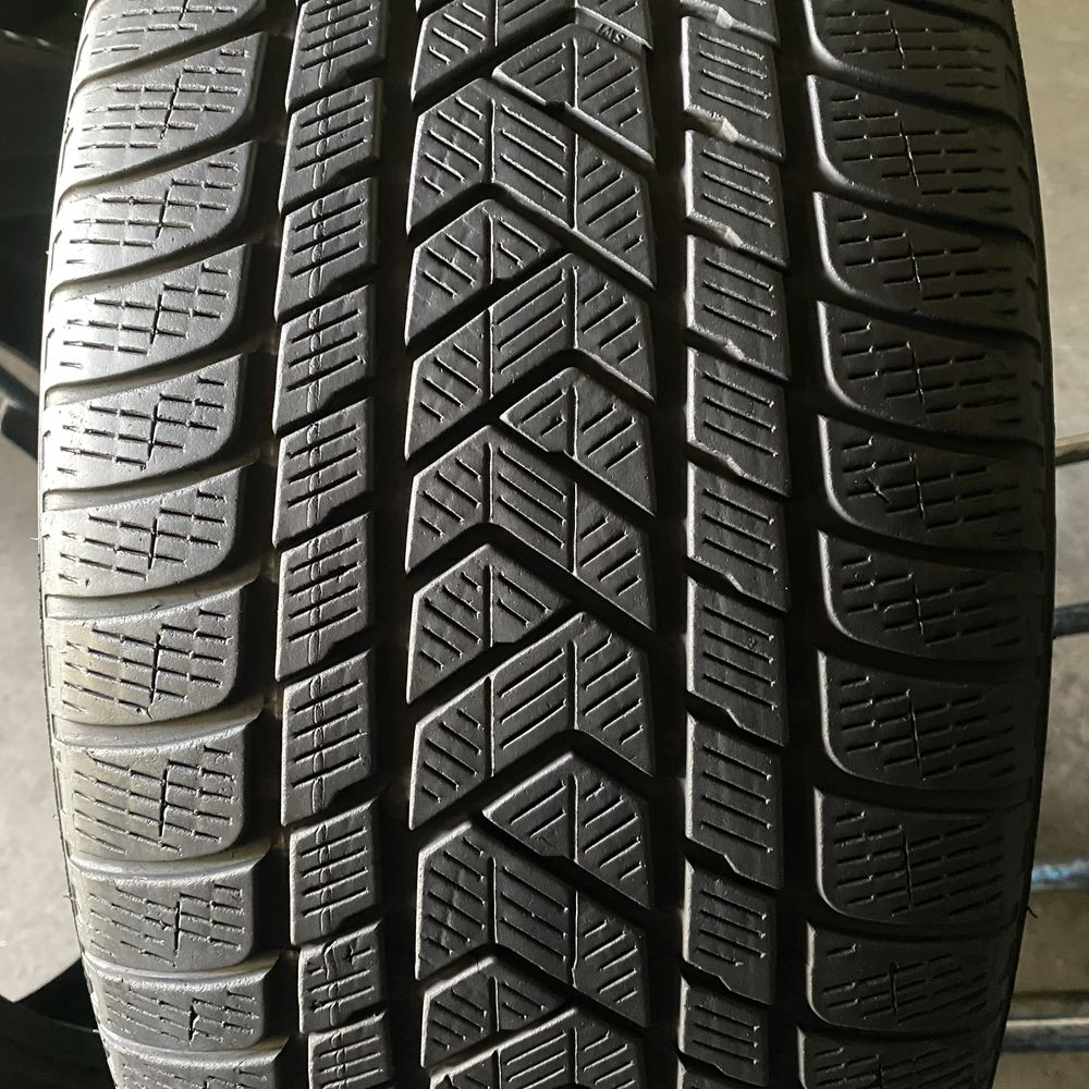 Шини 275/45/21 - 2шт Pirelli Scorpion winter
