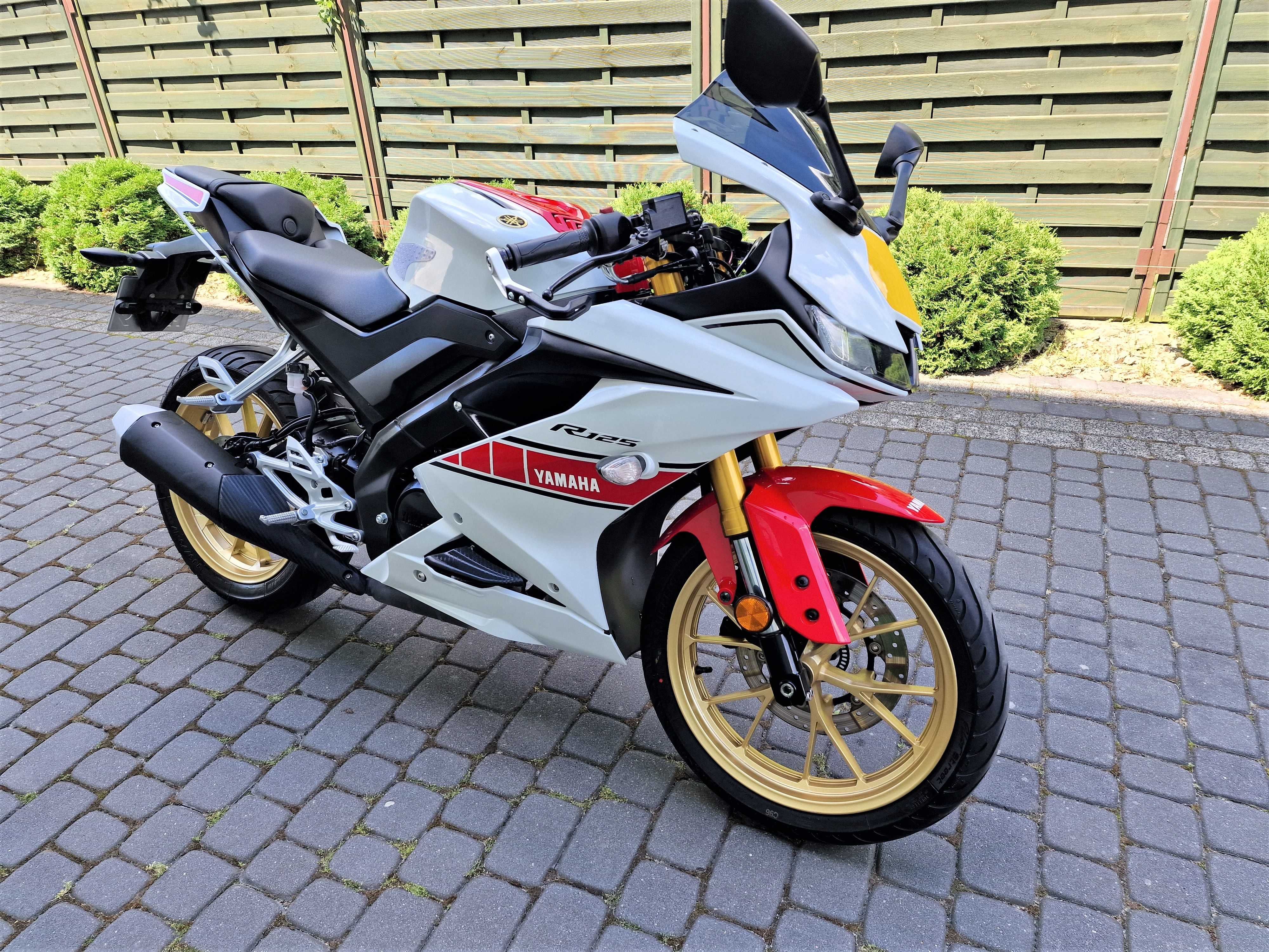 Yamaha YZF 125 zadbana