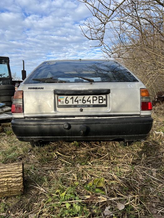 Продам Ніссан санні на запчастини або відновлення