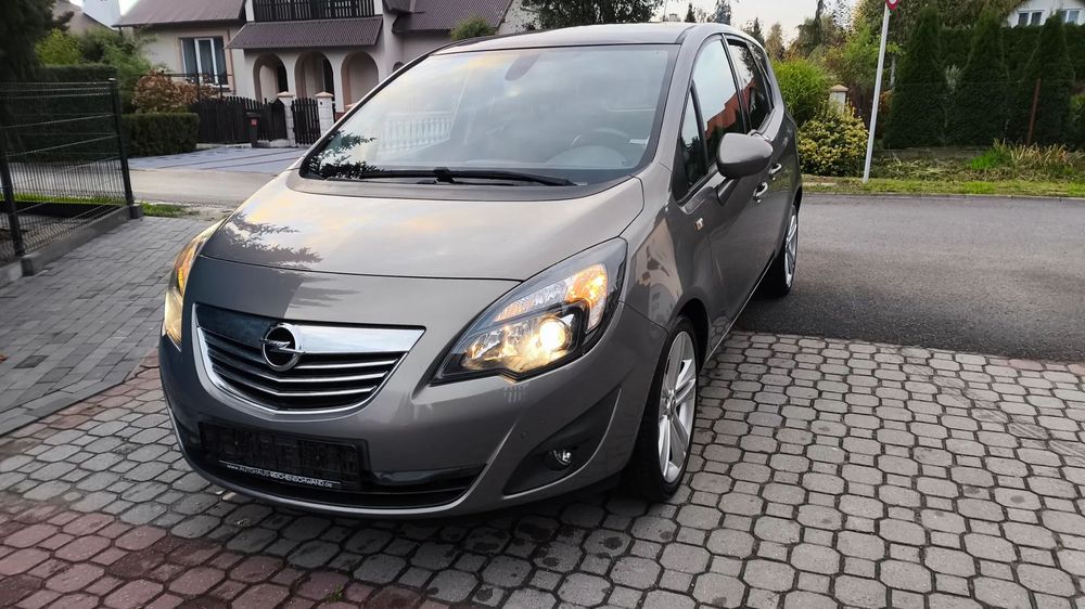 Opel Meriva Stan bardzo dobry pełny serwis bogate wyposażenie