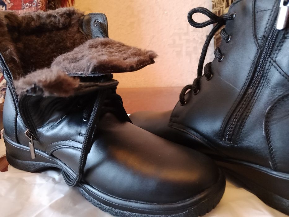 Ботинки новые кожанные