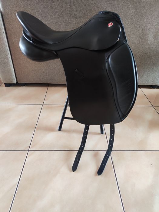 Siodło ujeżdżeniowe Kieffer Frysk 17"