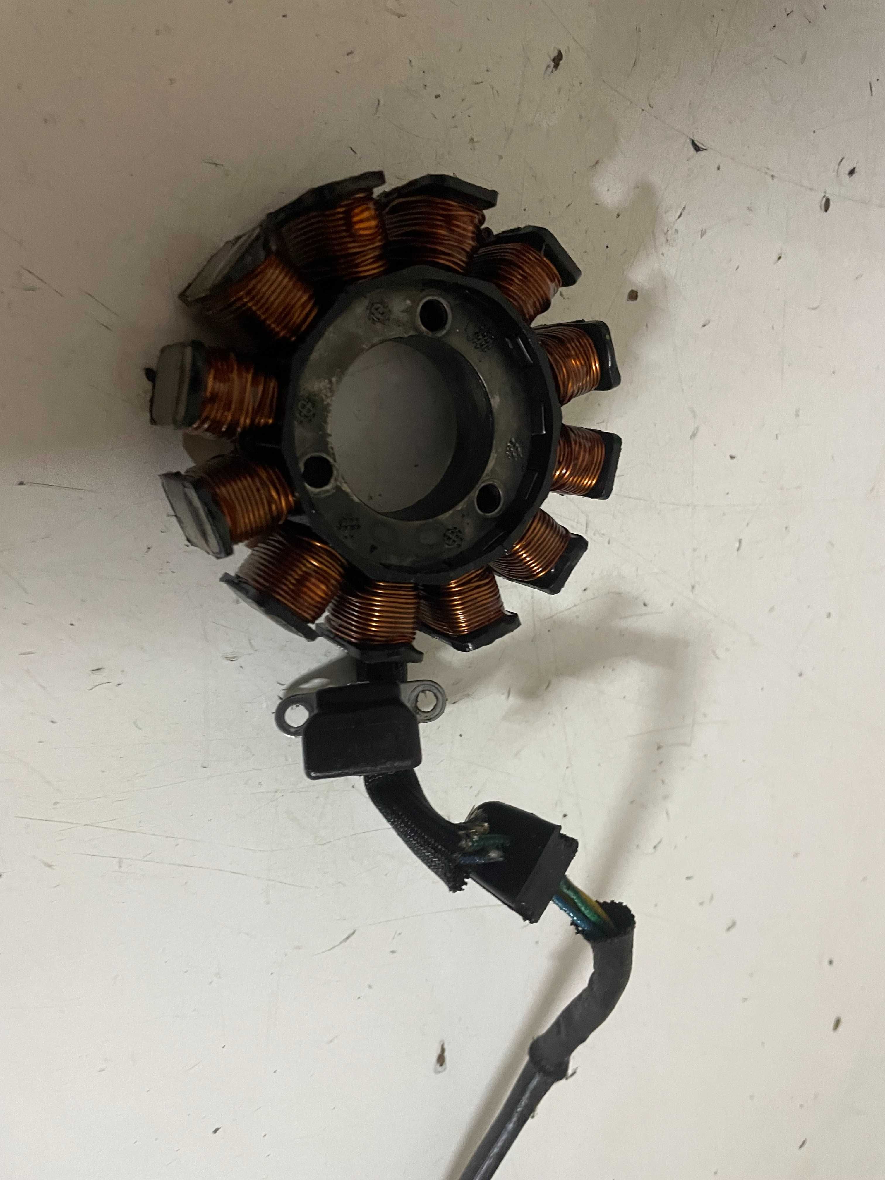 Hyosung gt gtr 125 stator iskrownik
