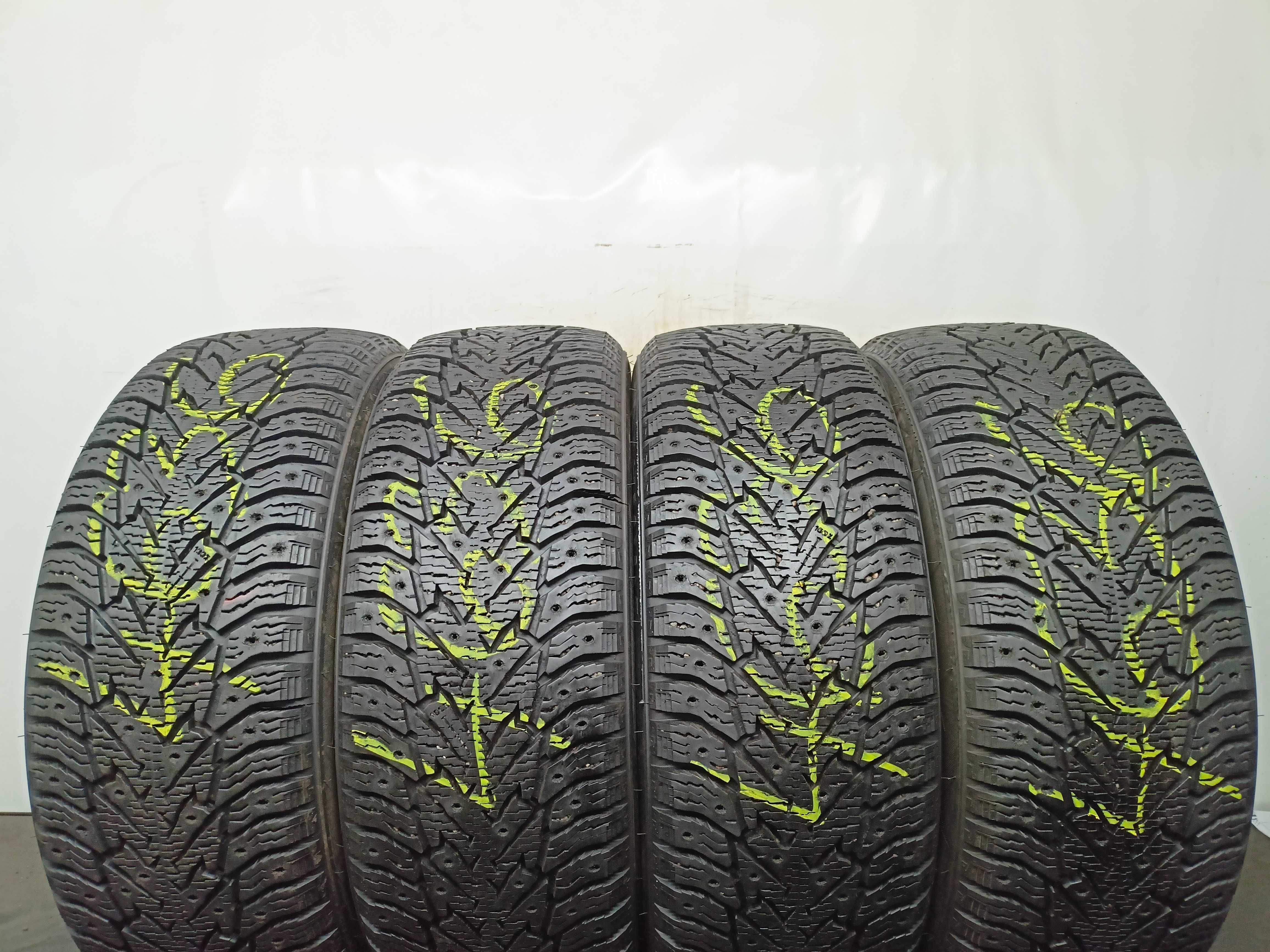 Bridgestone Noranza 001 205/55/16 21r. 94T 2x9,1mm 2x8,1mm (4636)
