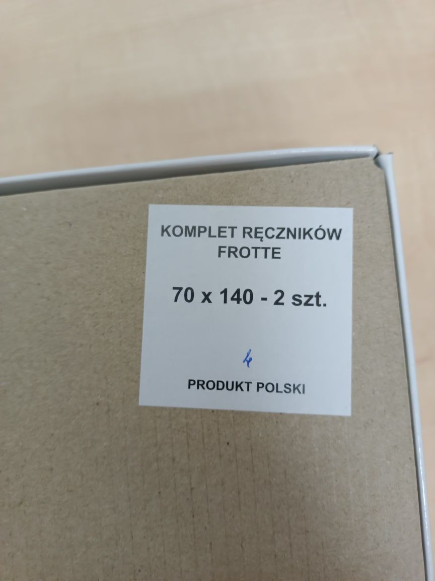 Ręczniki z napisem Love prezent