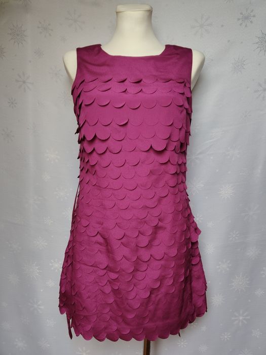 Sukienka fuksja. Rise