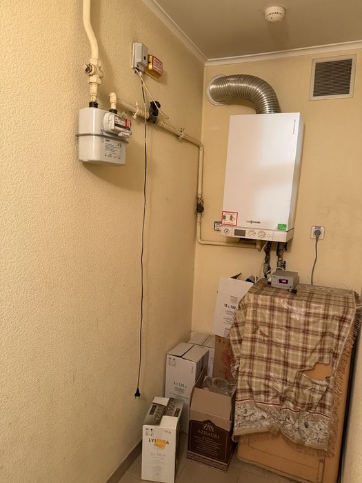 Оренда приміщення 47м2, вул. Б. Хмельницького(початок)