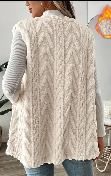 Ciepła kremowa kamizelka z futerka Teddy rom 46