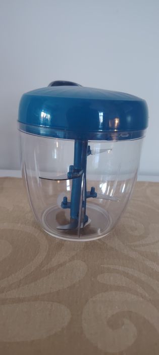 Picadora usada 2 vezes