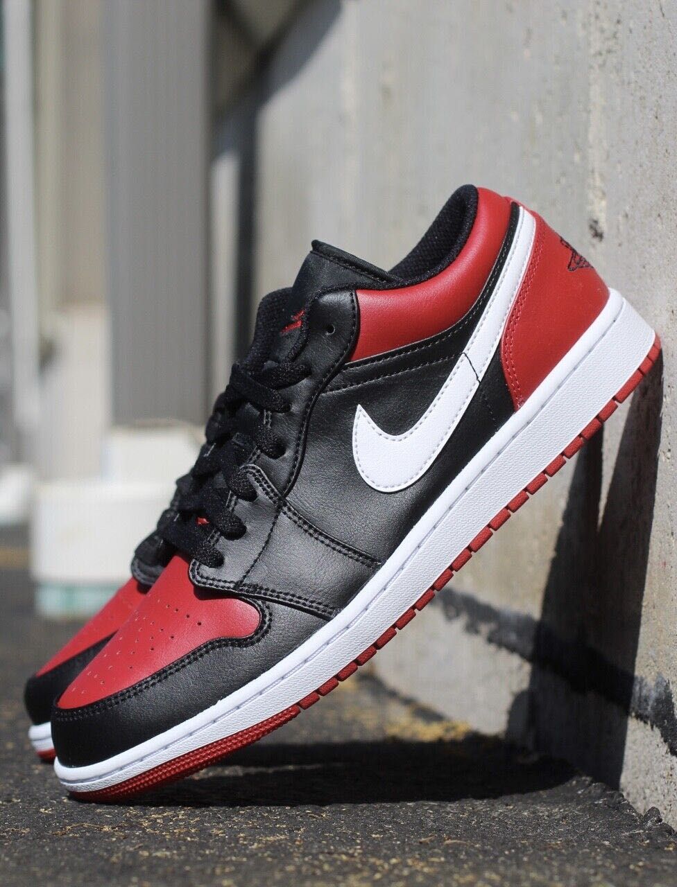 Оригінальні нові кросівки Nike Air Jordan 1 Low 553558-066