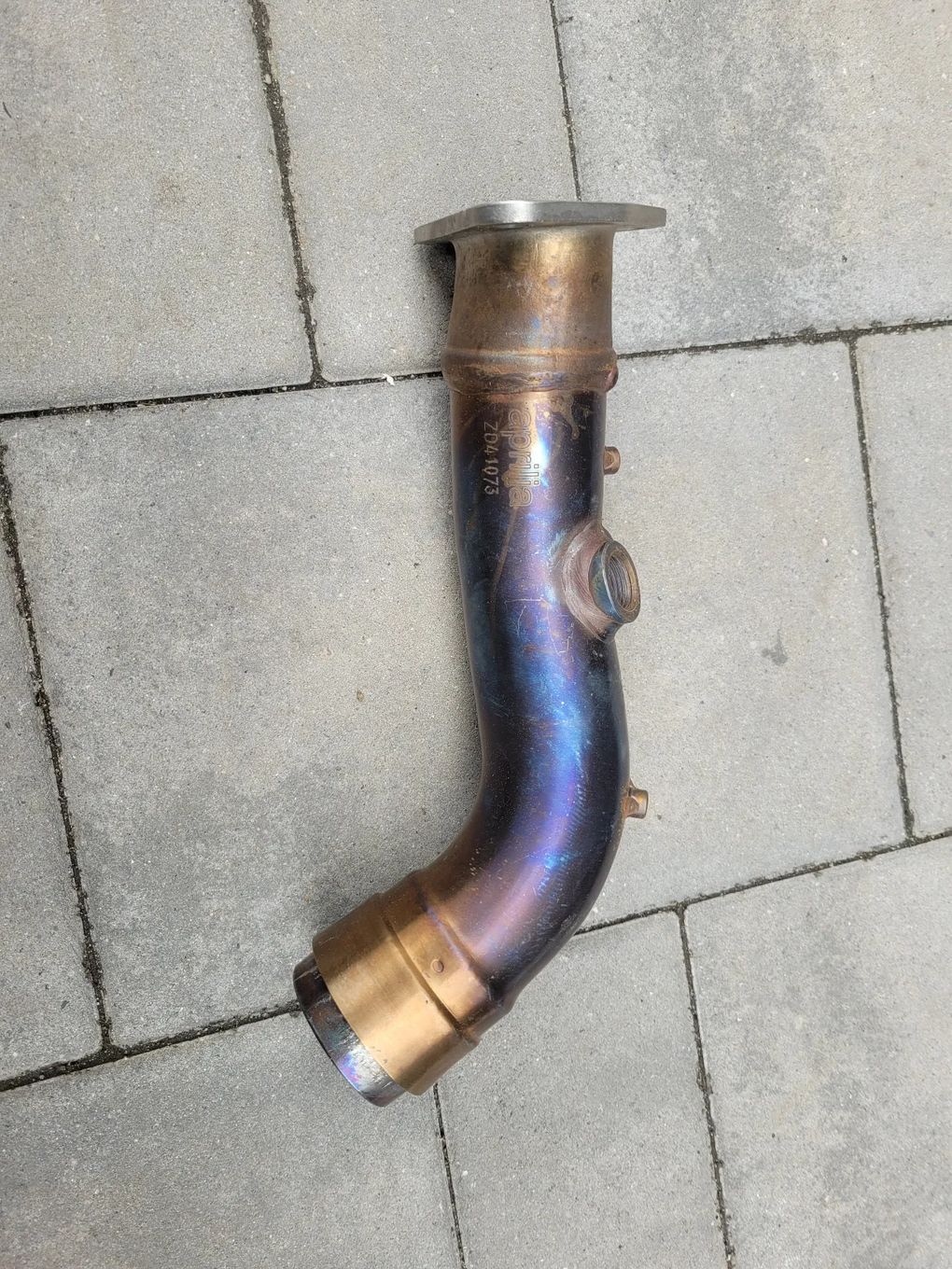 Kolanko wydechowe, kolektor wydechowy Aprilia Caponord 1200