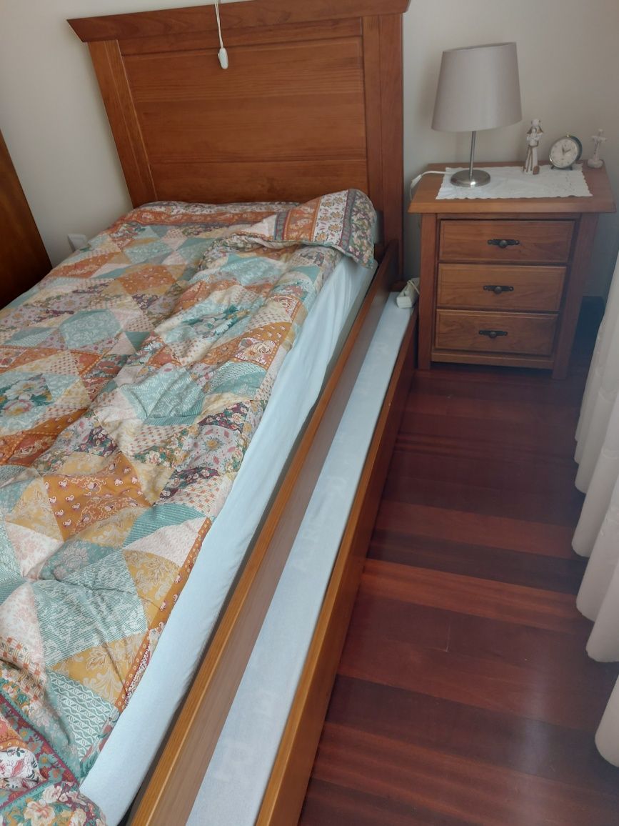 Vendo mobilia de quarto da marca pedrosas
