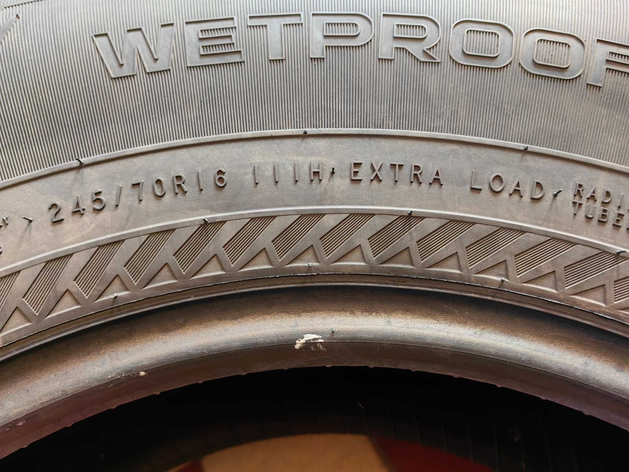 Nokian Wetproof SUV 245/70R16 111H #371&