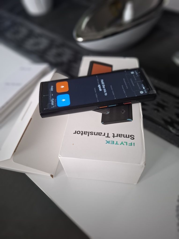 iflytek 0.4  Smart Translator mowy