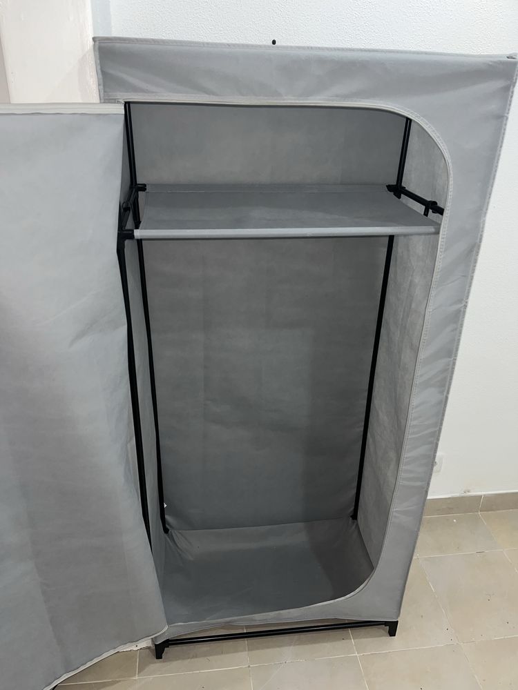 Roupeiro Cinzento IKEA