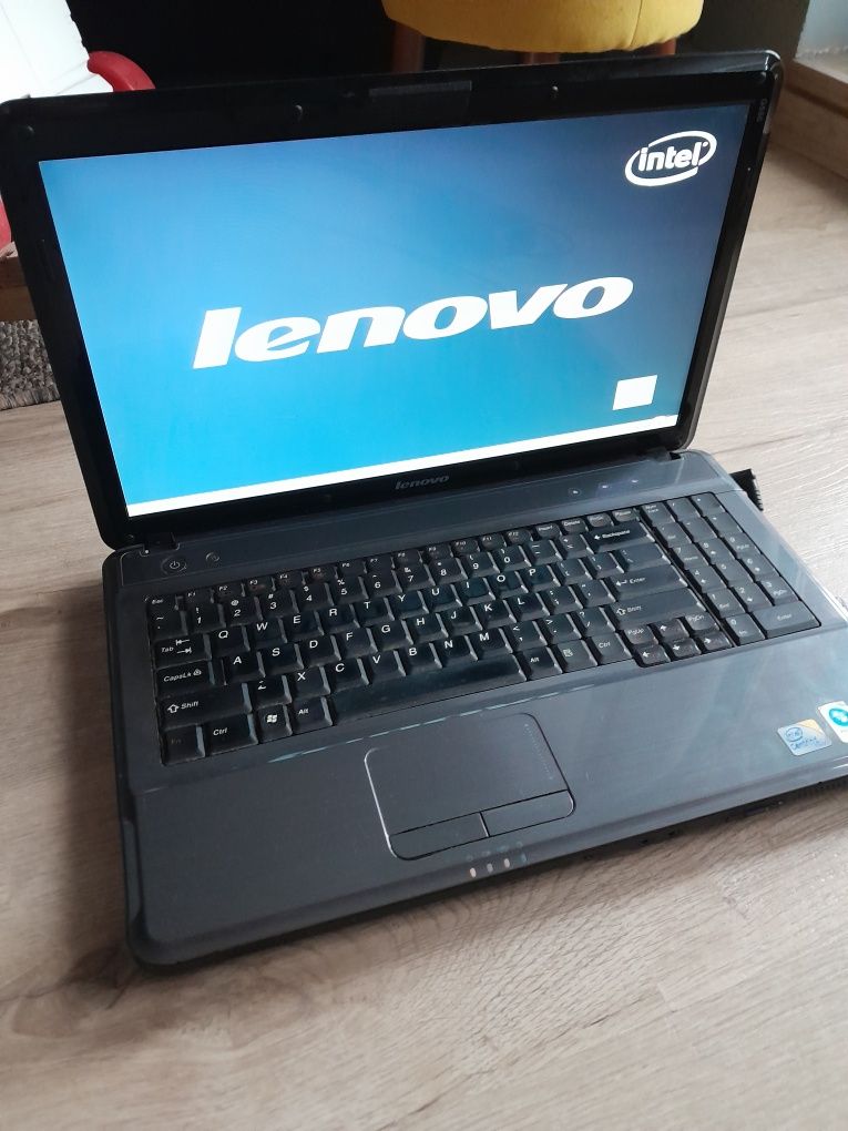 Laptop Lenovo G550