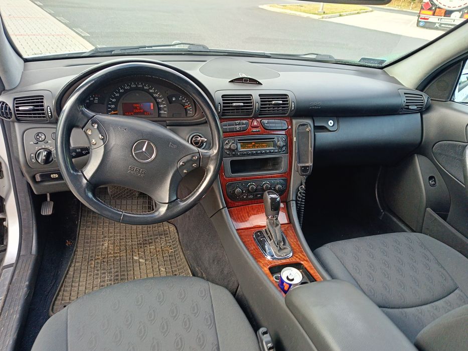 Mercedes C klasa 2.2 CDI automat