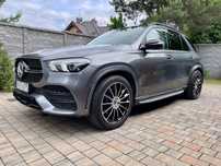 Mercedes-Benz GLE Selenite Grey, diesel MHEV, pierwszy właściciel, stan bardzo dobry.