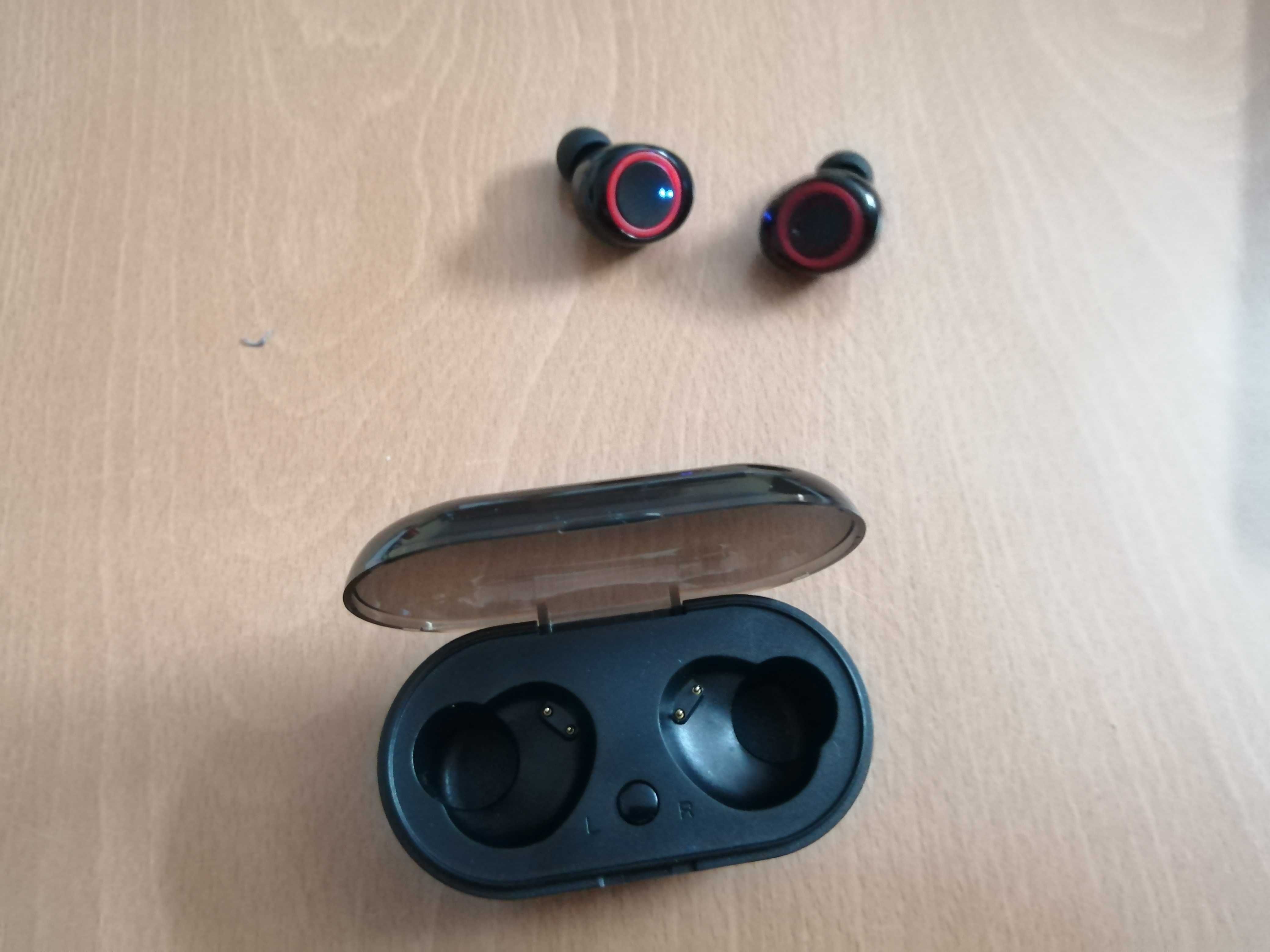 Fones bluetooth como novos