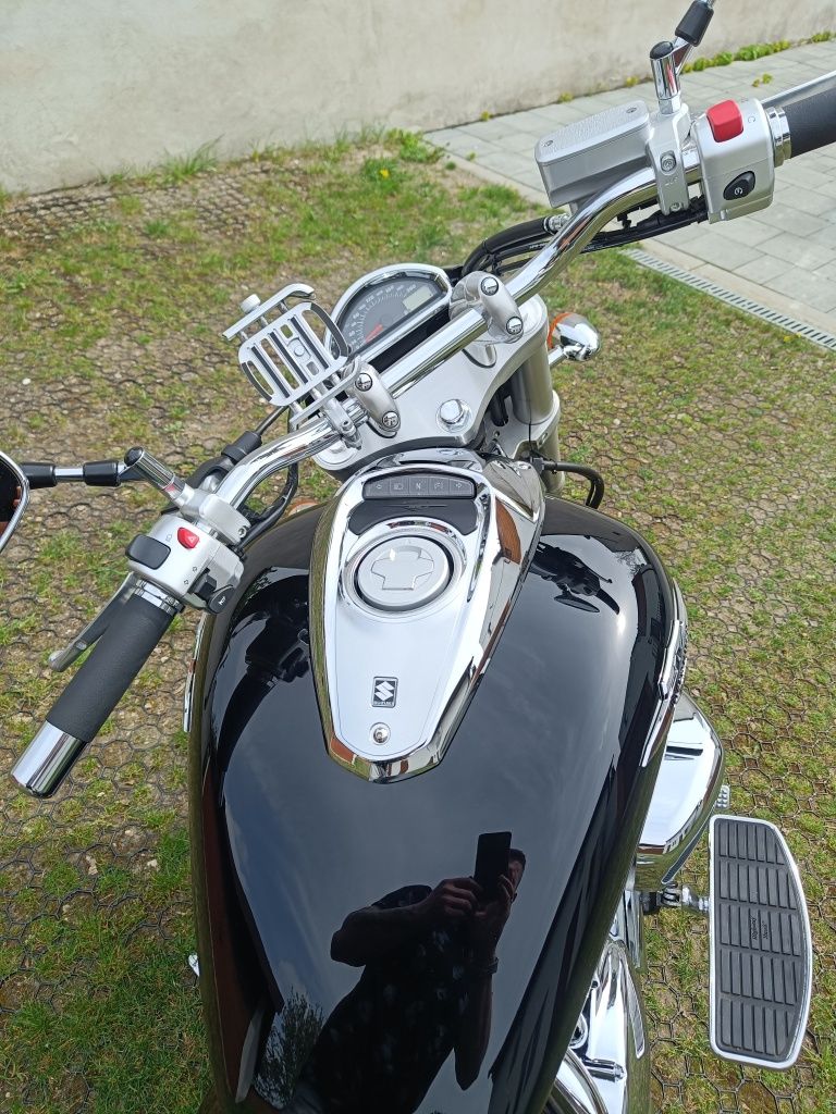 Suzuki Intruder VZ 800 (10700km przebiegu))