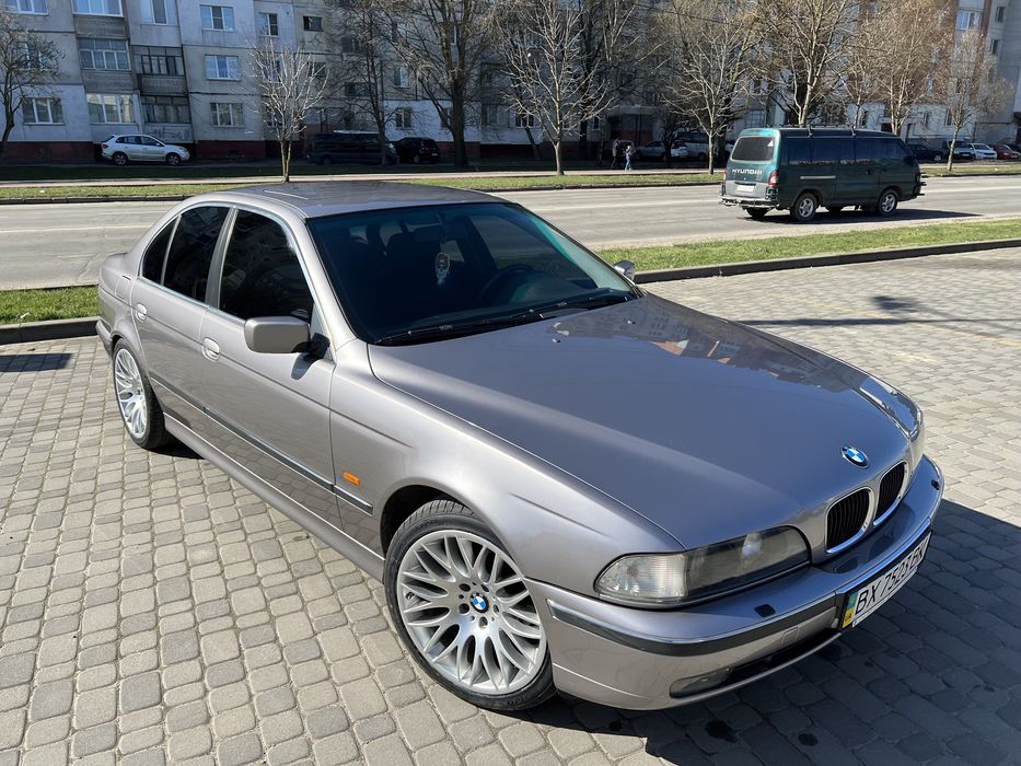 Продам BMW 523 1998