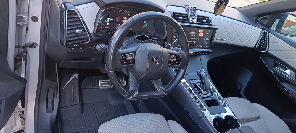 Ds7 hybryda plug-in 300km E-tense Rivoli 4x4 Salon Polski