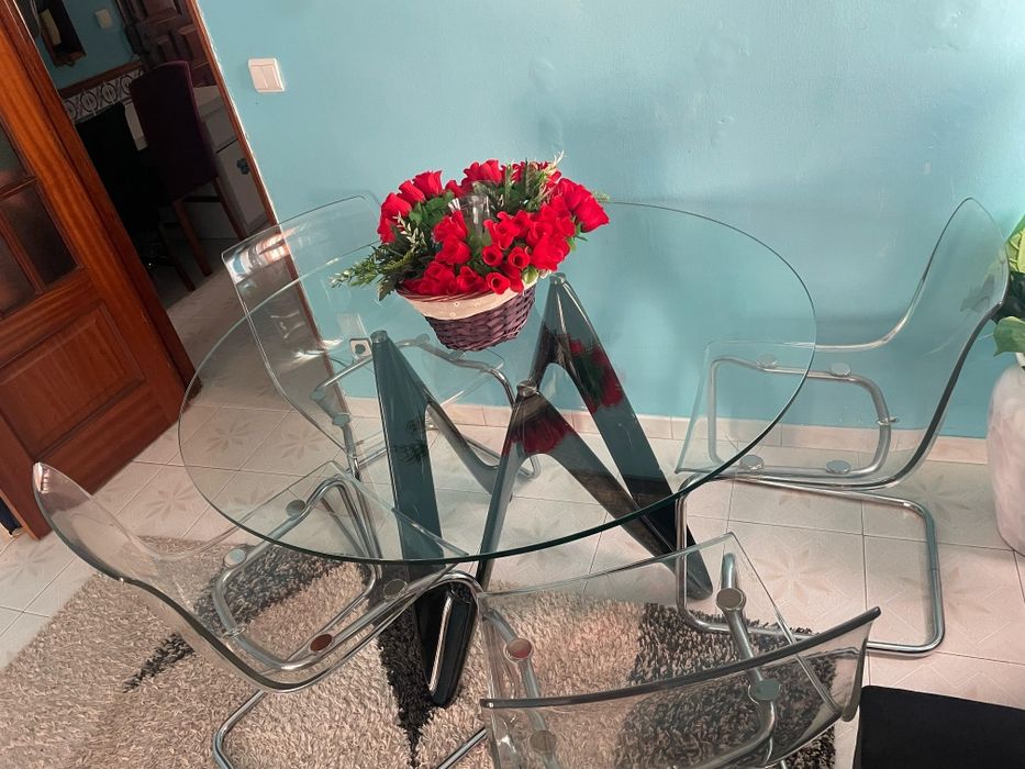 Mesa de vidro ( sala ou Jantar )