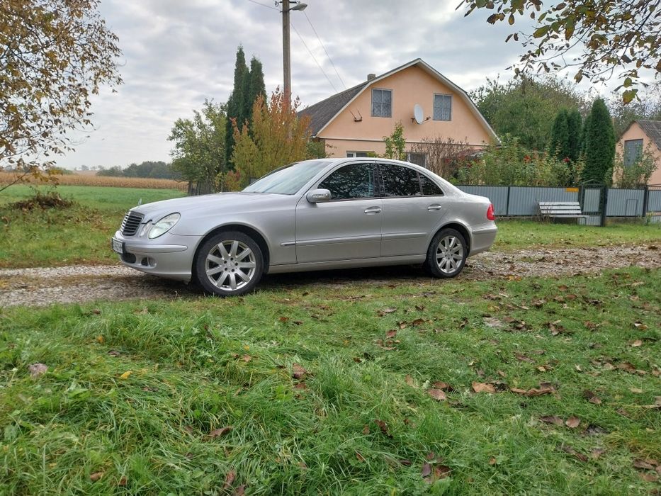 Продам Mercedes W211