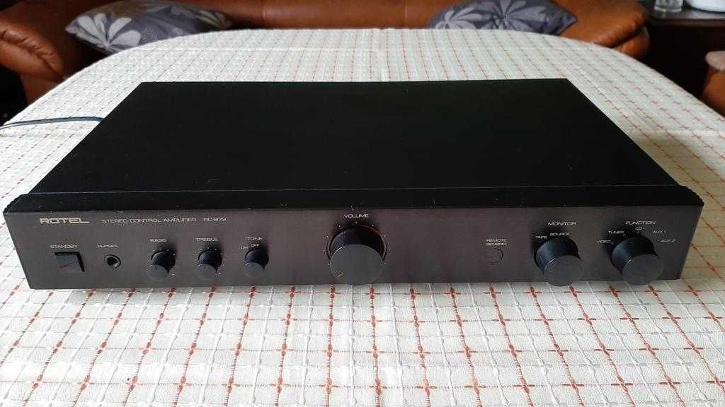 Przedwzmacniacz HIFI ROTEL RC 972