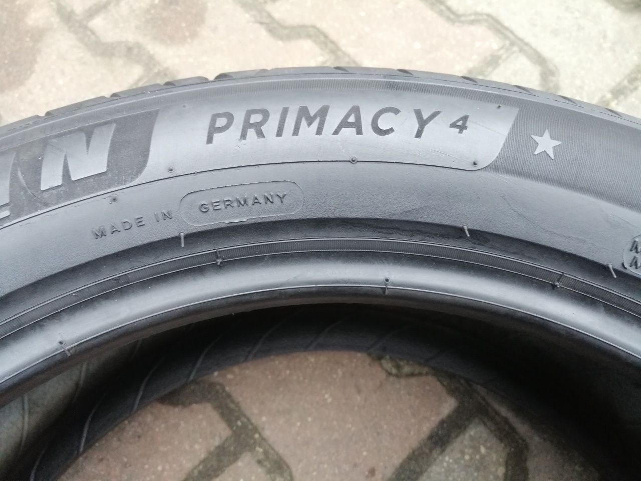 225/50R18 99W Michelin Primacy 4