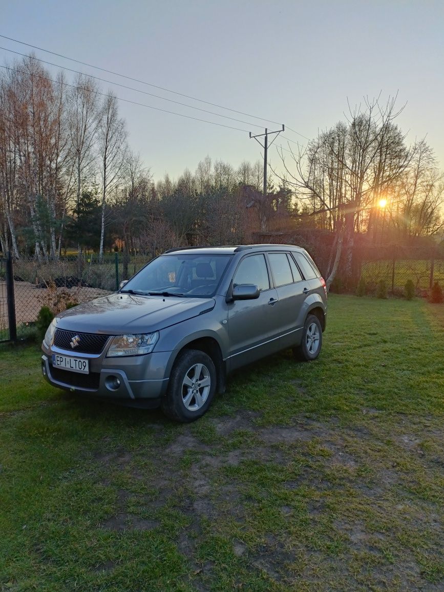 Sprzedam Suzuki grand Vitara 2.0