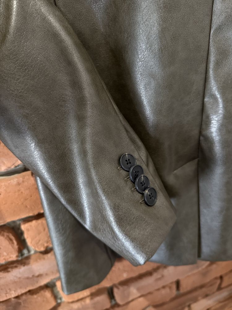 Stradivarius nowa marynarka skóra ekologiczna kurtka khaki 34 XS
